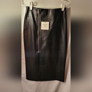 *NWT* Six Crisp Days Faux Leather pencil skirt